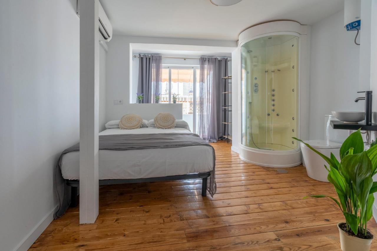 Ereta Rooms Habitaciones Bano Privado 阿利坎特 外观 照片